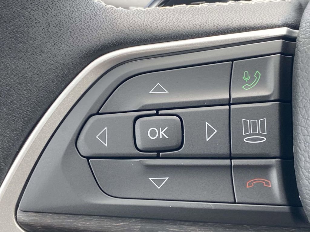 New 2026 Jeep Grand Cherokee Limited w/ Luxury Tech Group II image 25