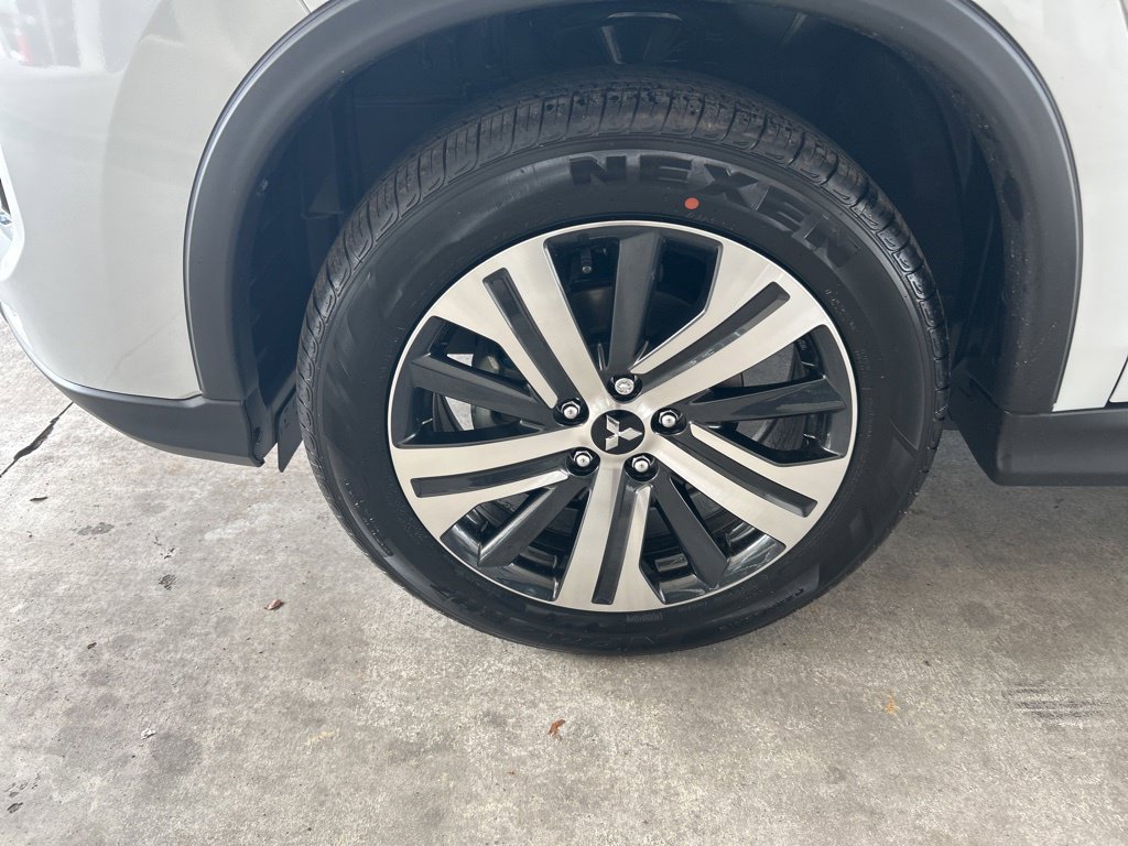 New 2025 Mitsubishi Outlander Sport SE AWD/4WD image 11