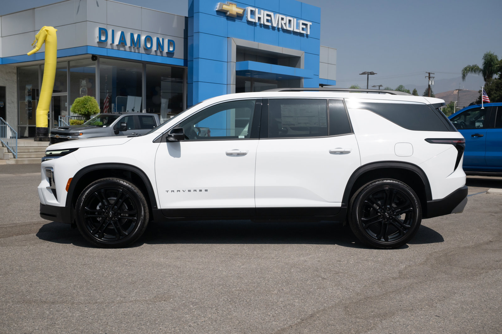 New 2026 Chevrolet Traverse LT w/ Driver Confidence Package image 7