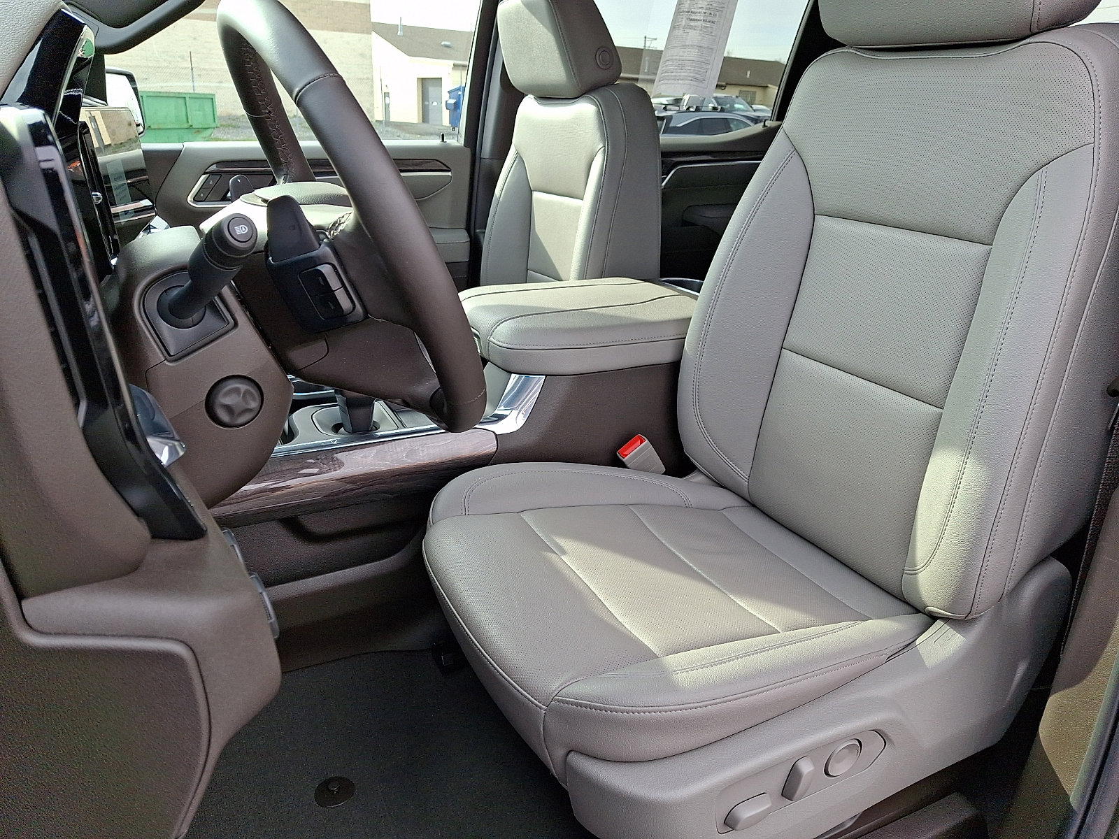 Certified 2025 Chevrolet Silverado 1500 LTZ w/ Z71 Off-Road Package image 13