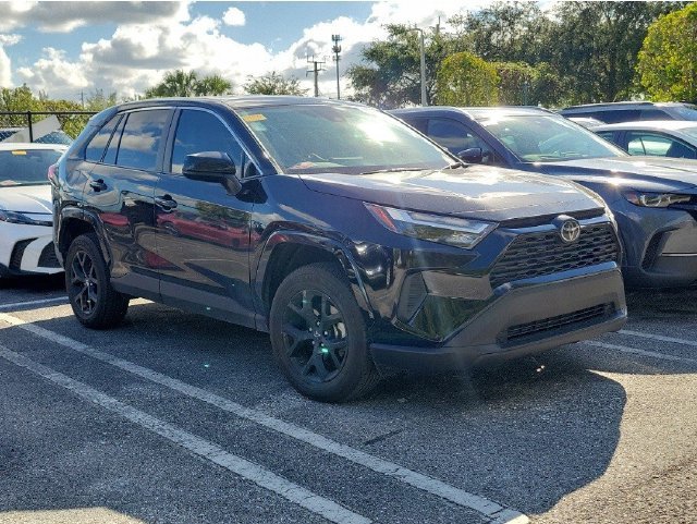 Used 2025 Toyota RAV4 LE FWD image 2