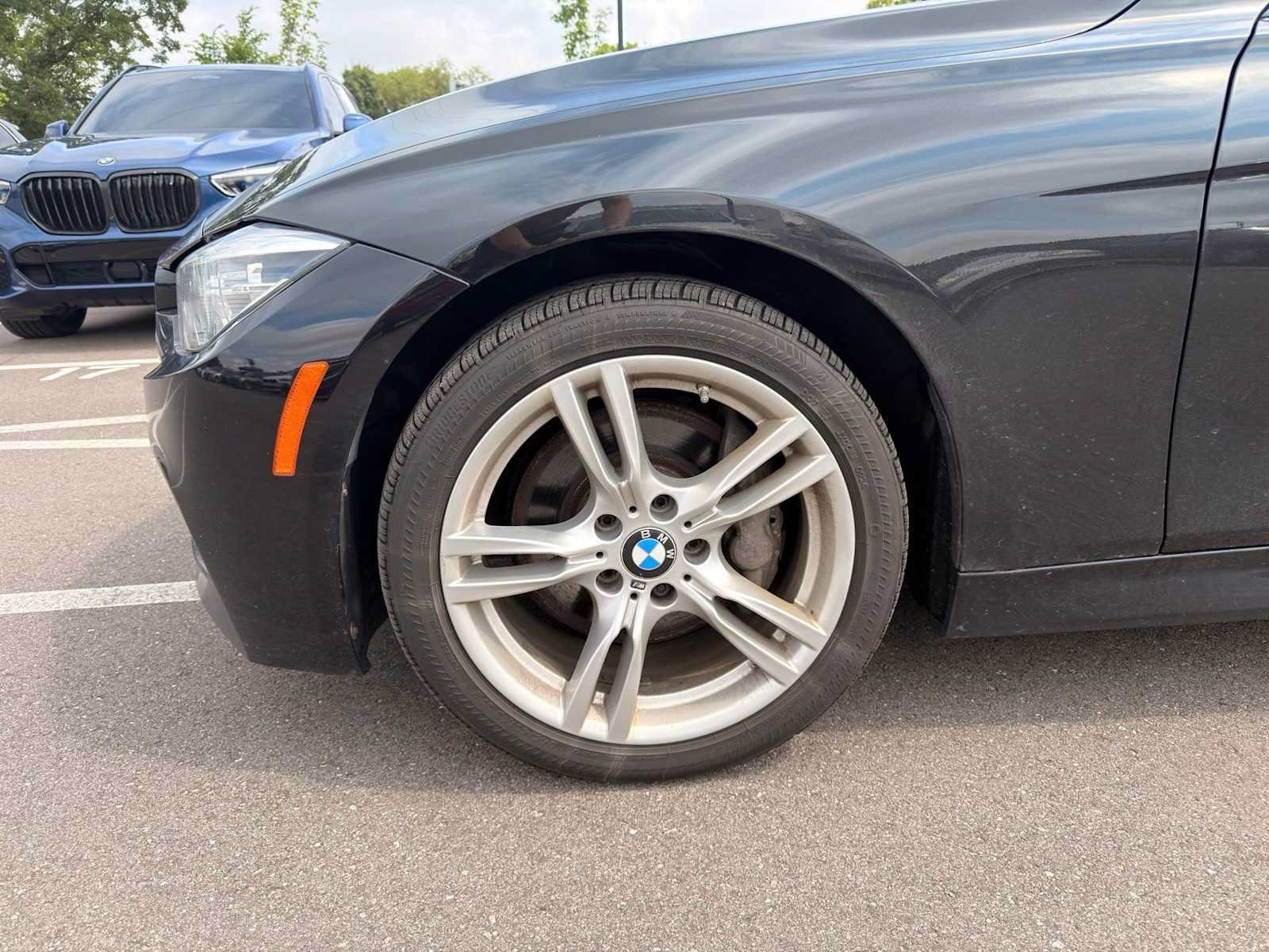 Used 2018 BMW 340i xDrive Sedan AWD/4WD image 4