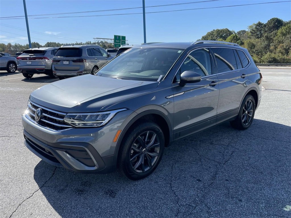 Certified 2022 Volkswagen Tiguan SE image 7