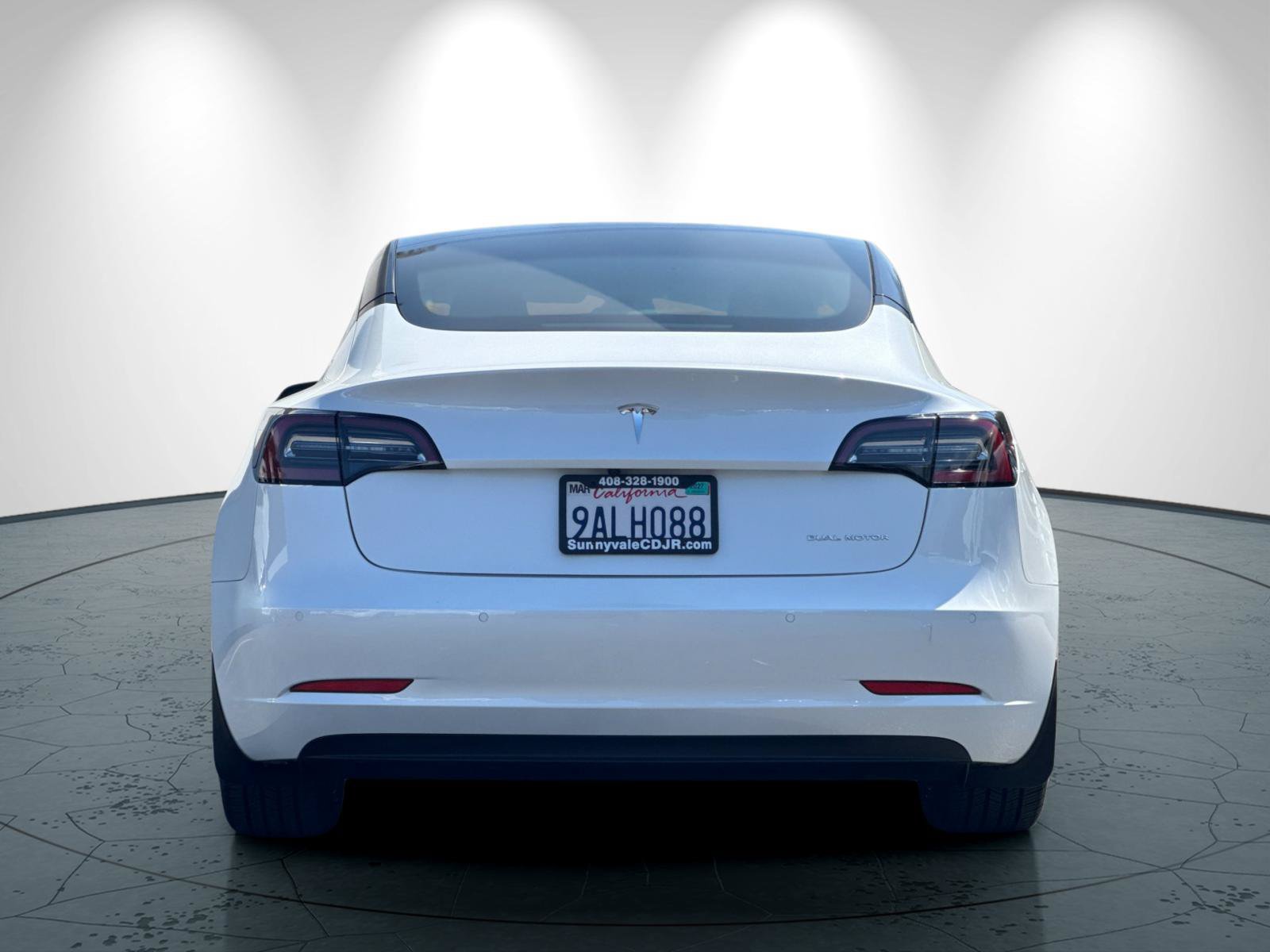 Used 2022 Tesla Model 3 Long Range AWD/4WD image 5