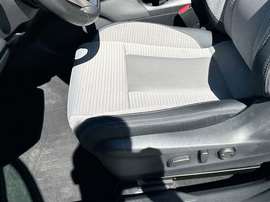 Certified 2025 Subaru Outback Premium w/ Popular Package #1A image 27