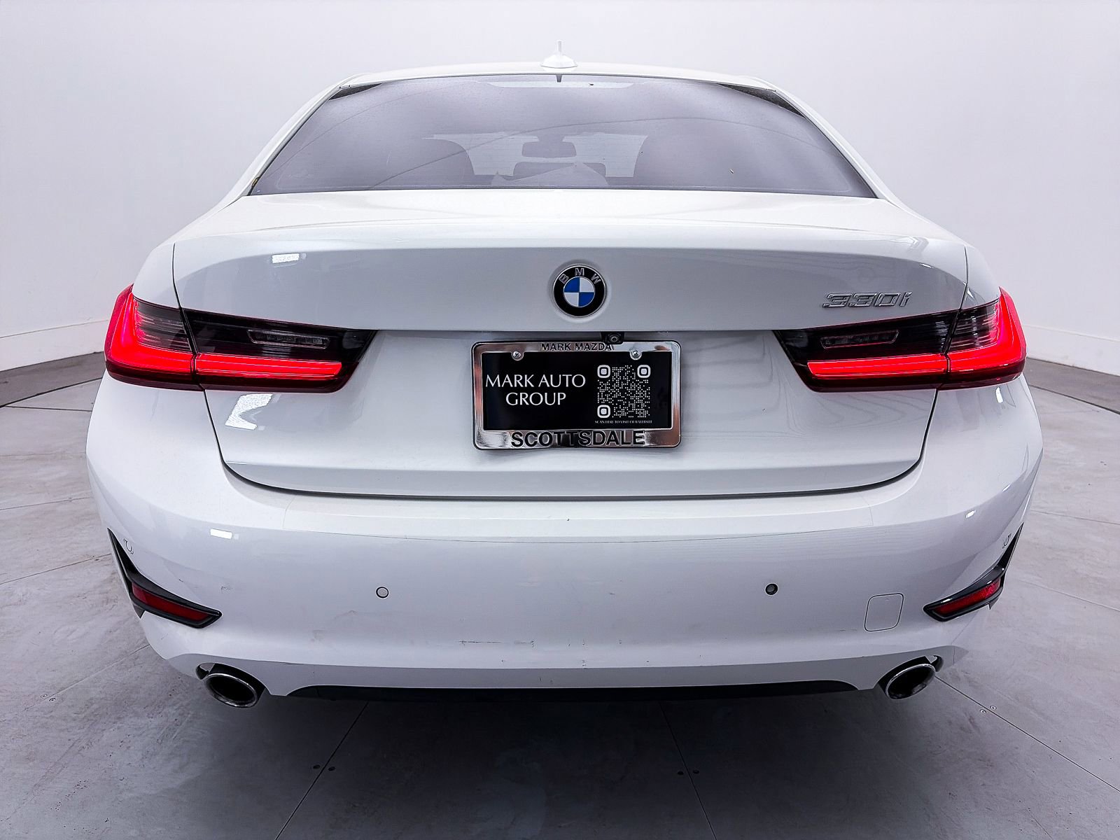 Used 2020 BMW 330i Sedan w/ Convenience Package RWD image 14