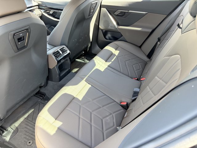 Used 2026 BMW 530i w/ Premium Package RWD image 16