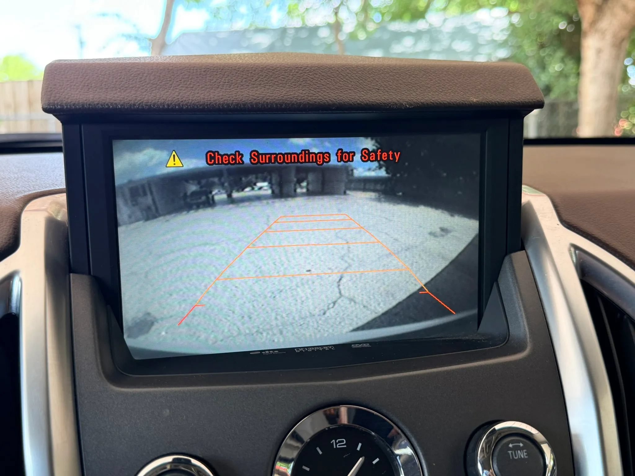 Used 2010 Cadillac SRX Luxury FWD image 15