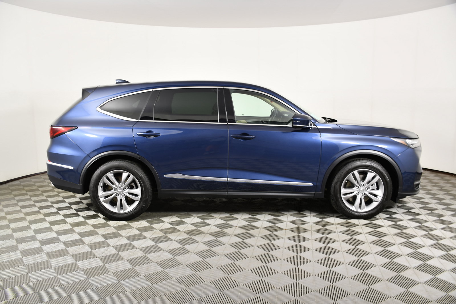 Certified 2025 Acura MDX SH-AWD image 5