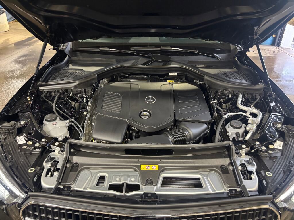 New 2026 Mercedes-Benz GLC 300 4MATIC image 31