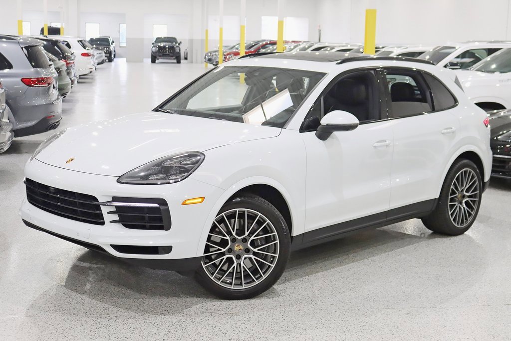 Used 2022 Porsche Cayenne Platinum Edition image 7