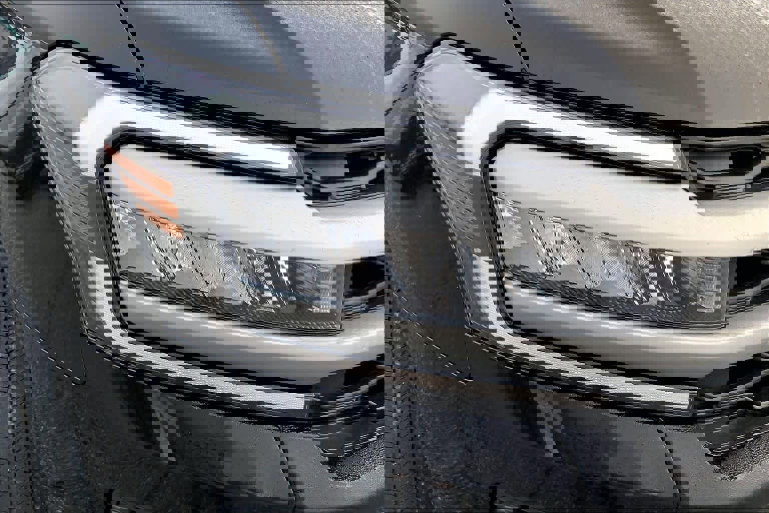 Used 2024 Ford Expedition XLT image 25