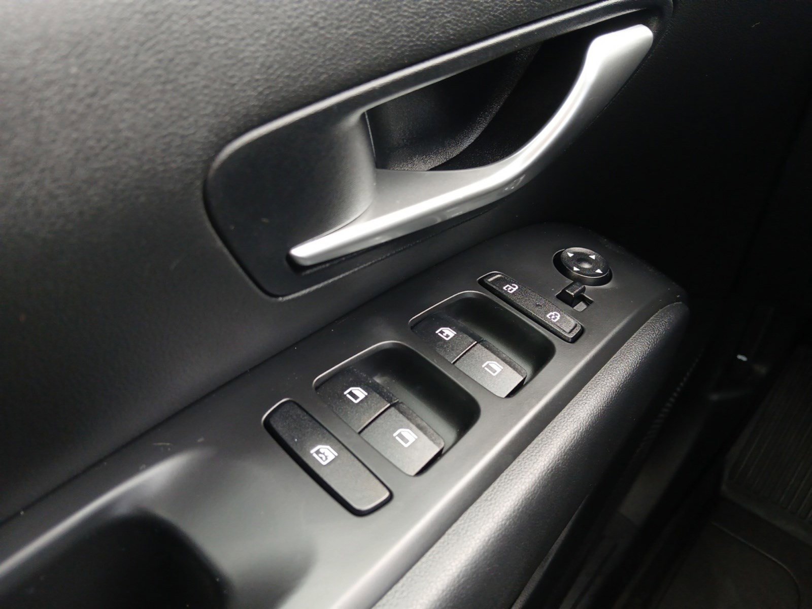 Certified 2024 Hyundai Tucson SE image 17