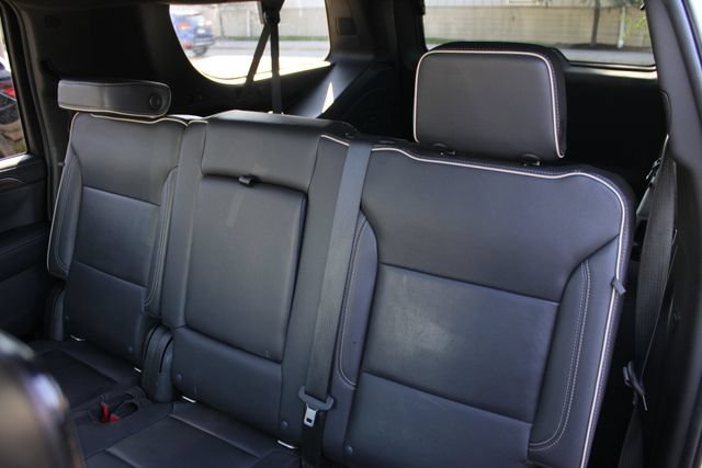 Used 2021 Chevrolet Suburban Premier AWD/4WD image 25