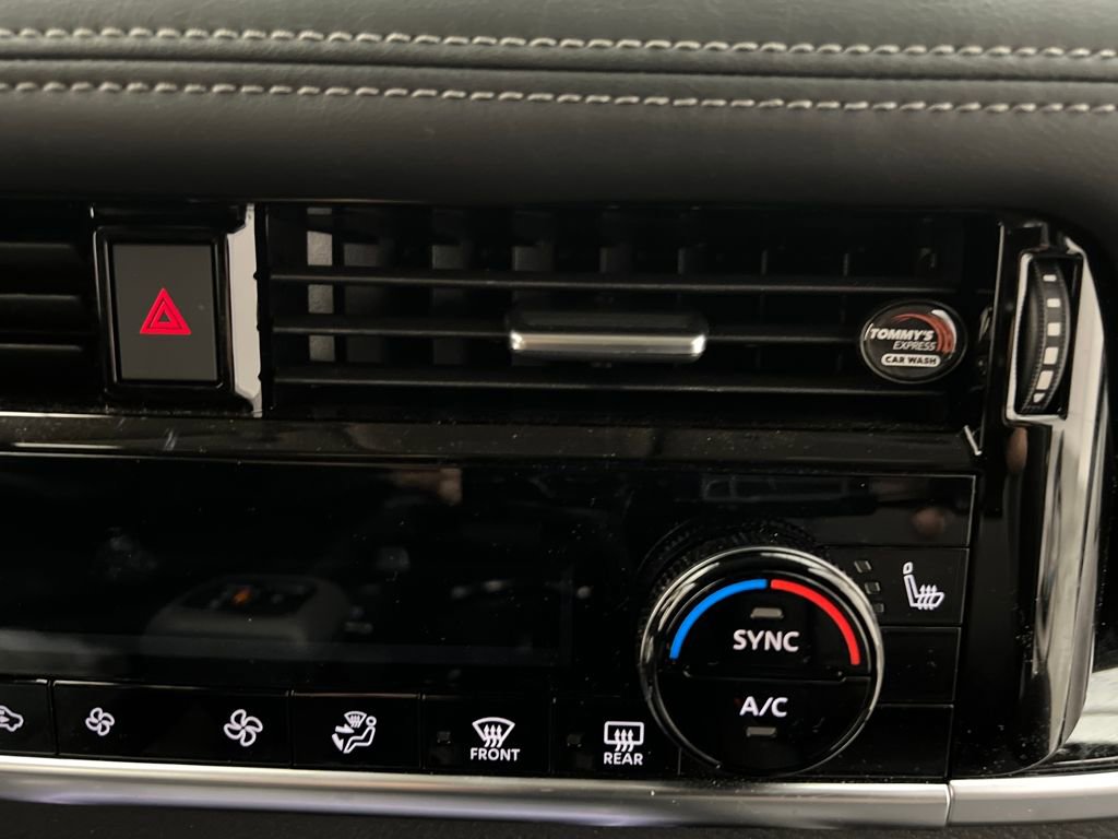 Used 2025 Nissan Rogue SL image 48