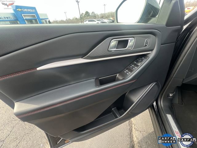 Used 2025 Ford Explorer ST-Line w/ ST-Line Street Pack image 21