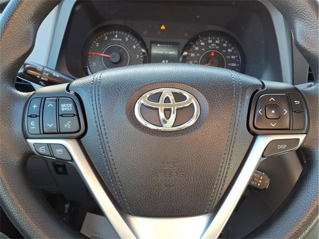 Used 2017 Toyota Sienna LE image 13