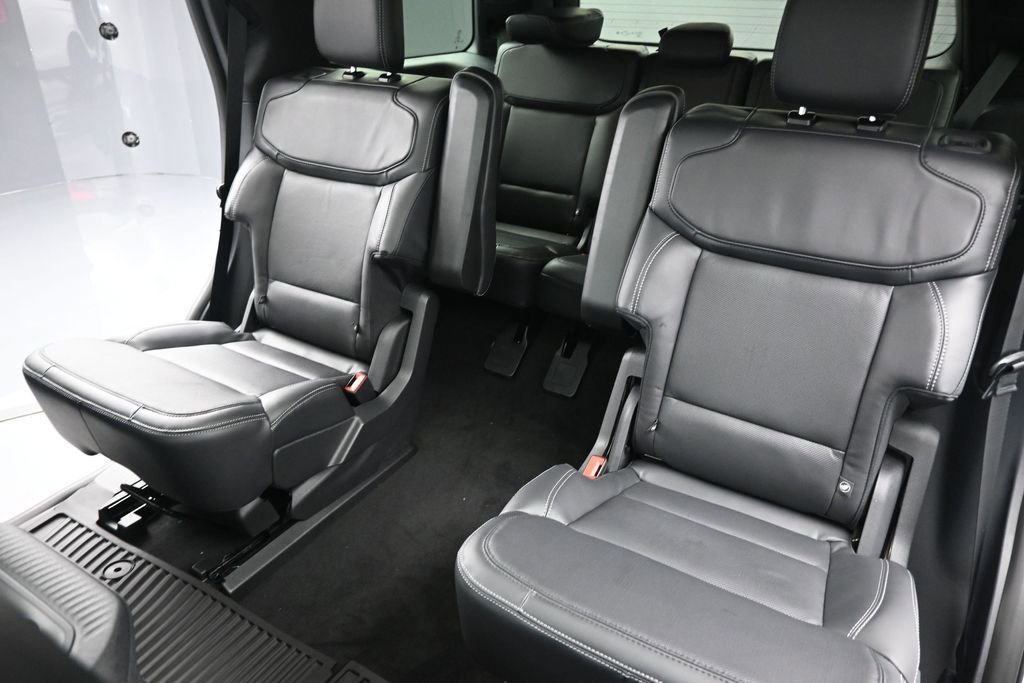 New 2026 Ford Expedition Platinum w/ Stealth Performance Package AWD/4WD image 21