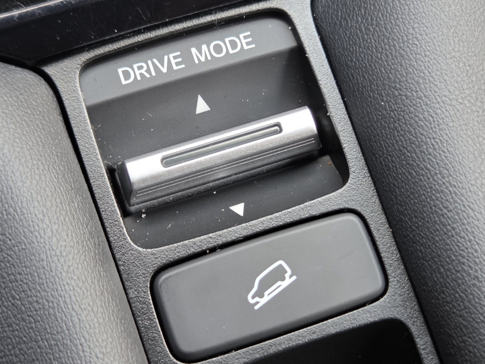 Certified 2023 Honda HR-V LX image 6