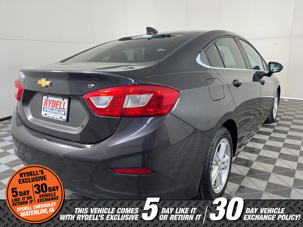 Certified 2016 Chevrolet Cruze LT w/ Convenience Package image 5