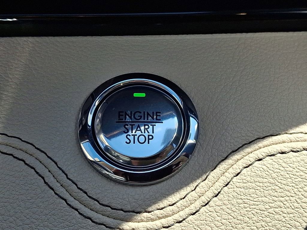 Used 2021 Lincoln Navigator Reserve w/ Luxury Package AWD/4WD image 28