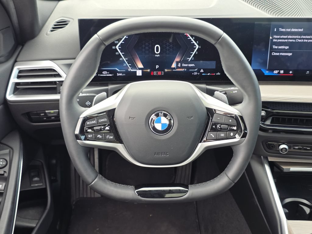 Used 2025 BMW 330i xDrive Sedan AWD/4WD image 21