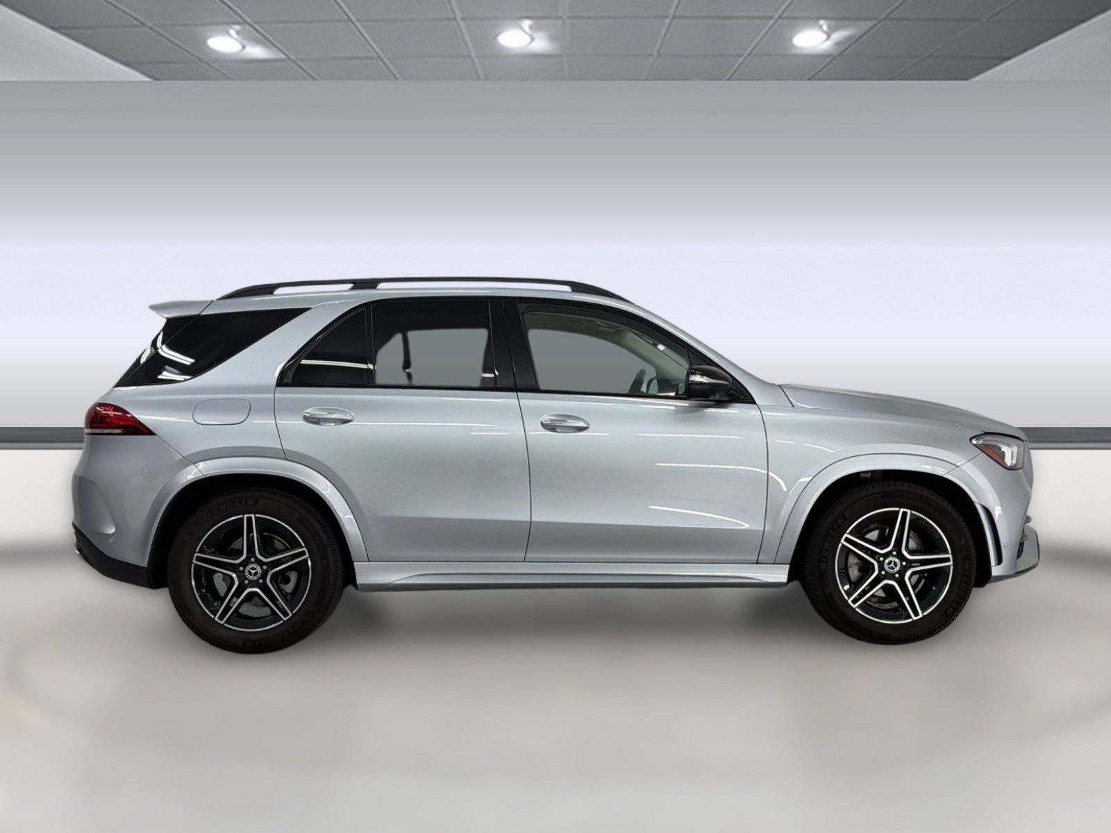 Used 2022 Mercedes-Benz GLE 350 4MATIC image 8