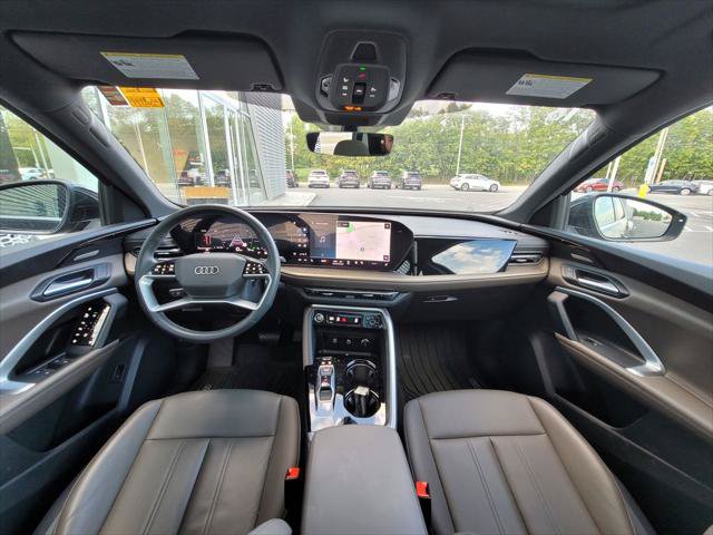 Used 2025 Audi Q5 Premium Plus w/ Premium Plus AWD/4WD image 13