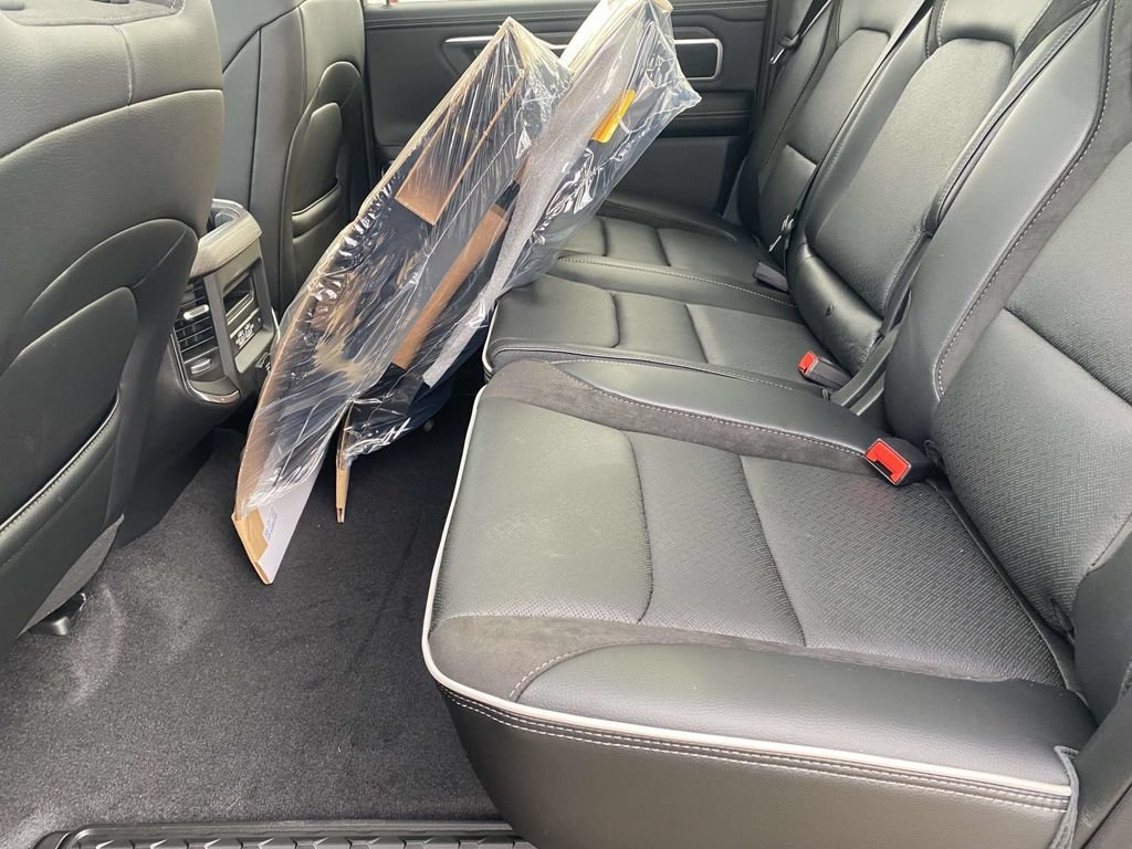 New 2026 RAM 1500 Laramie w/ Laramie Preferred Package AWD/4WD image 40