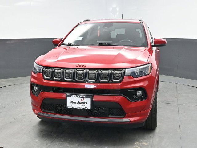 Used 2022 Jeep Compass Limited AWD/4WD image 2