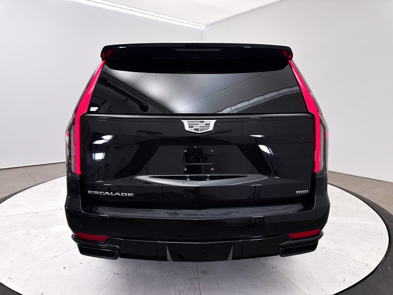 Used 2022 Cadillac Escalade Sport Platinum AWD/4WD image 19
