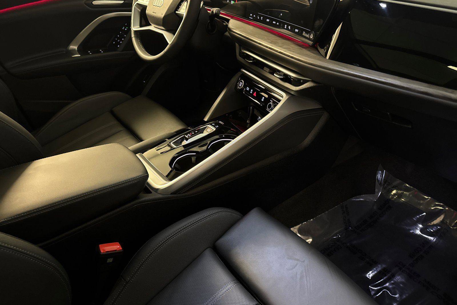 New 2025 Audi Q5 Premium Plus AWD/4WD image 15