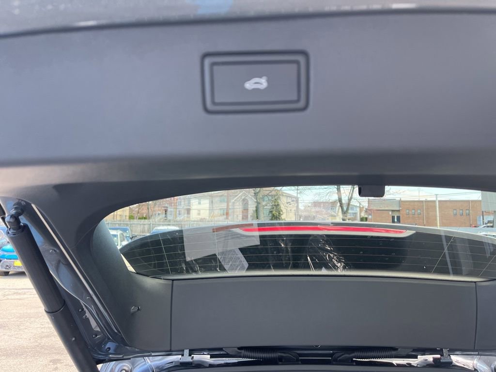 New 2026 Volkswagen Tiguan SE AWD/4WD image 11