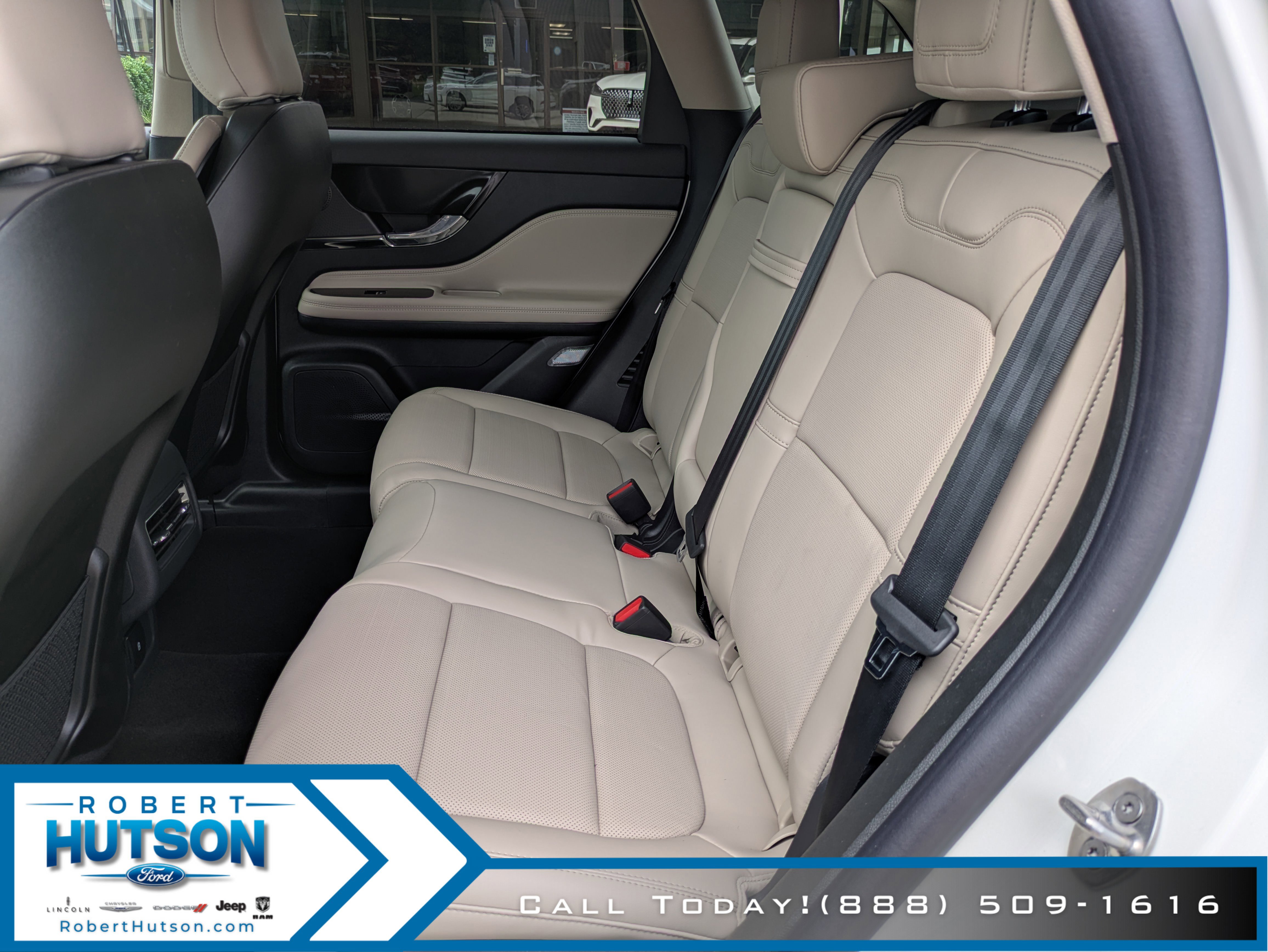 New 2025 Lincoln Corsair Grand Touring image 14