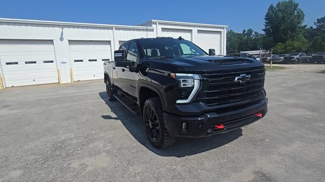 Used 2026 Chevrolet Silverado 2500 LT w/ Trail Boss Package AWD/4WD image 3