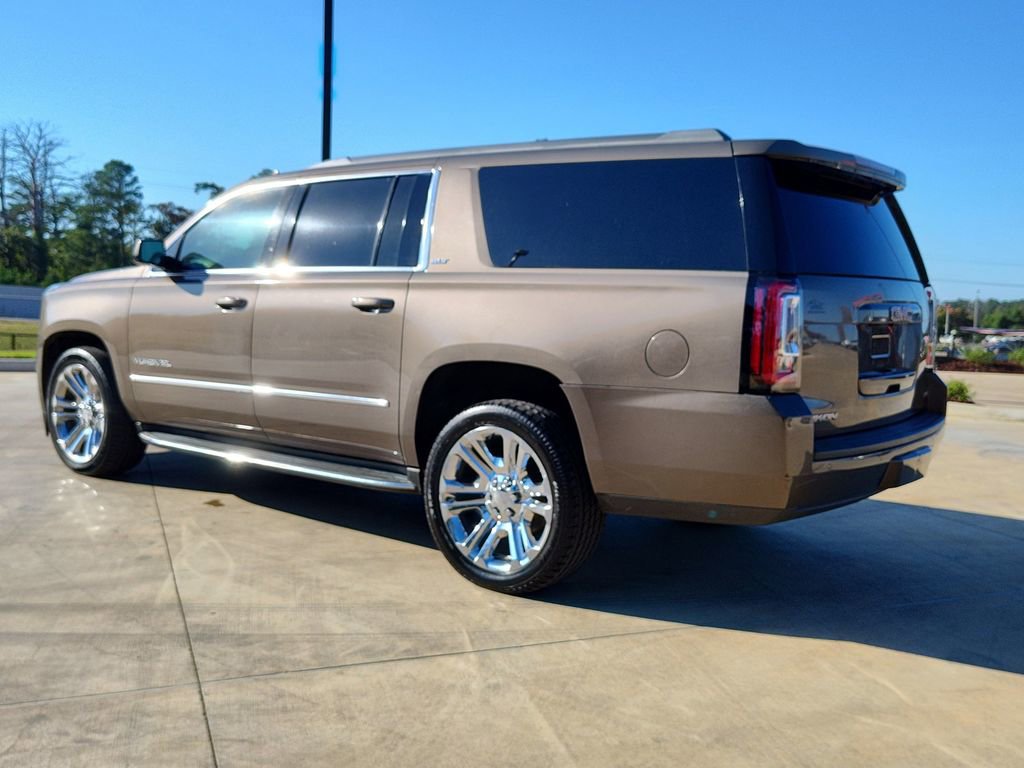 Used 2016 GMC Yukon XL SLT w/ Premium Edition image 4