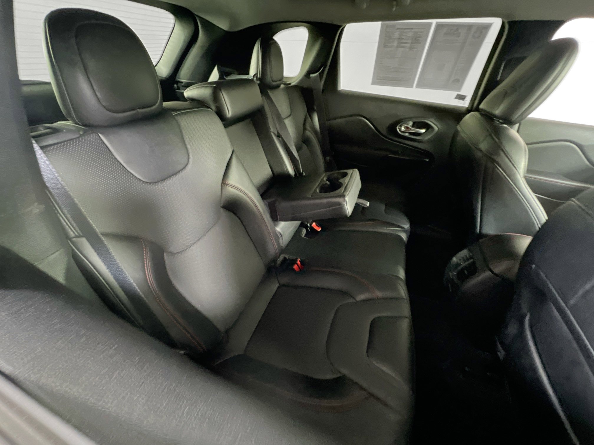 Used 2022 Jeep Cherokee Trailhawk w/ Premium Leather Package AWD/4WD image 25