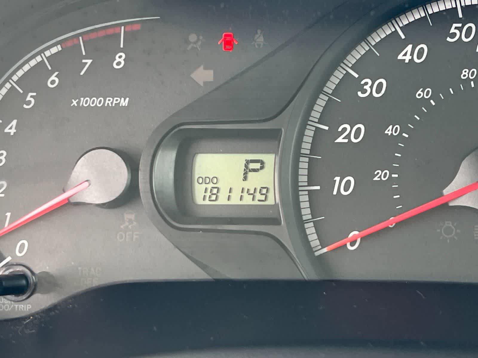 Used 2012 Toyota Sienna LE image 25