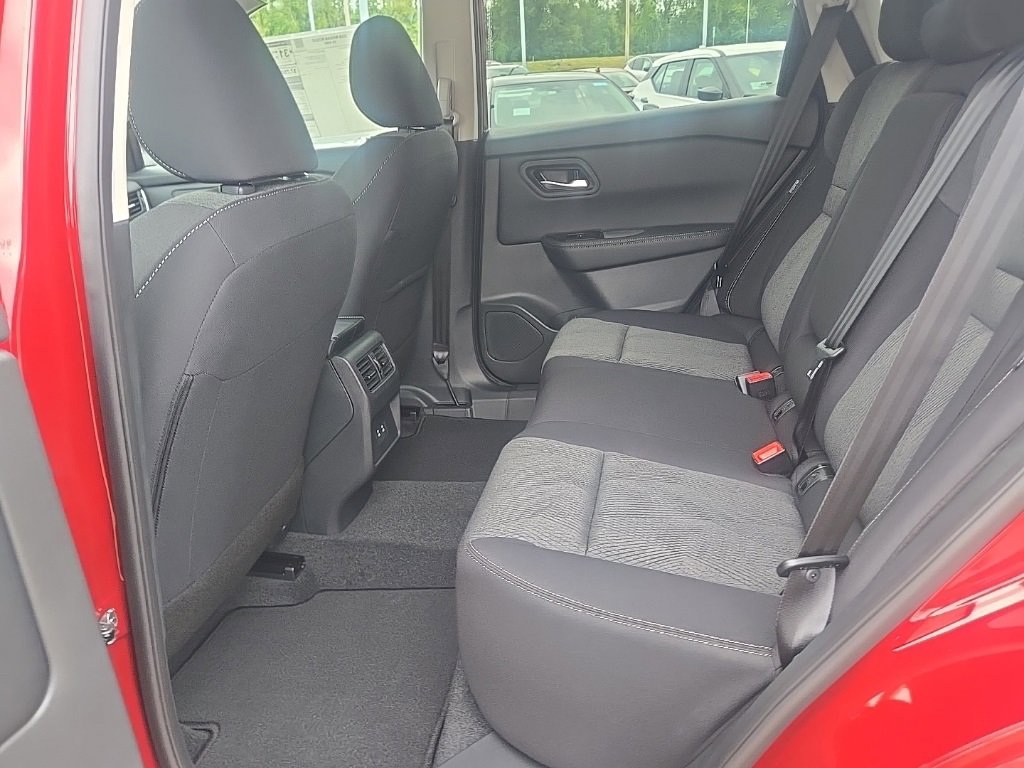 New 2026 Nissan Rogue SV image 29