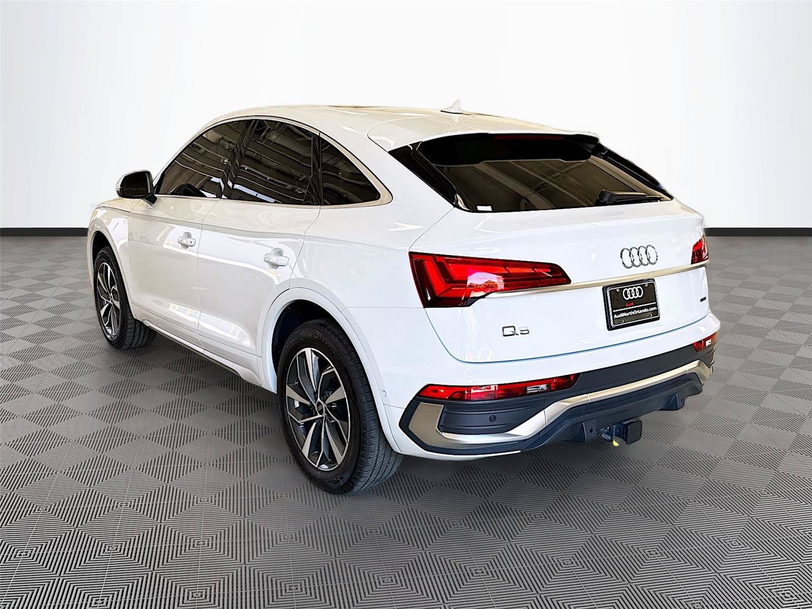 Used 2023 Audi Q5 2.0T Prestige w/ Prestige Package AWD/4WD image 5