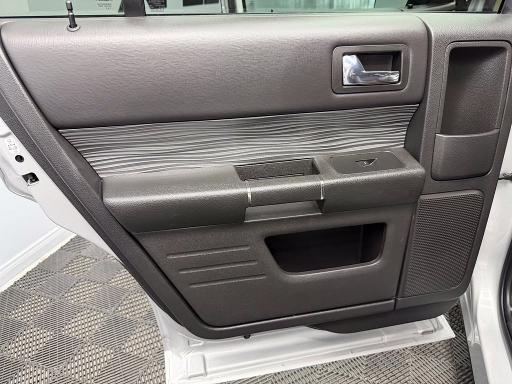 Used 2019 Ford Flex SEL w/ Equipment Group 202A FWD image 41