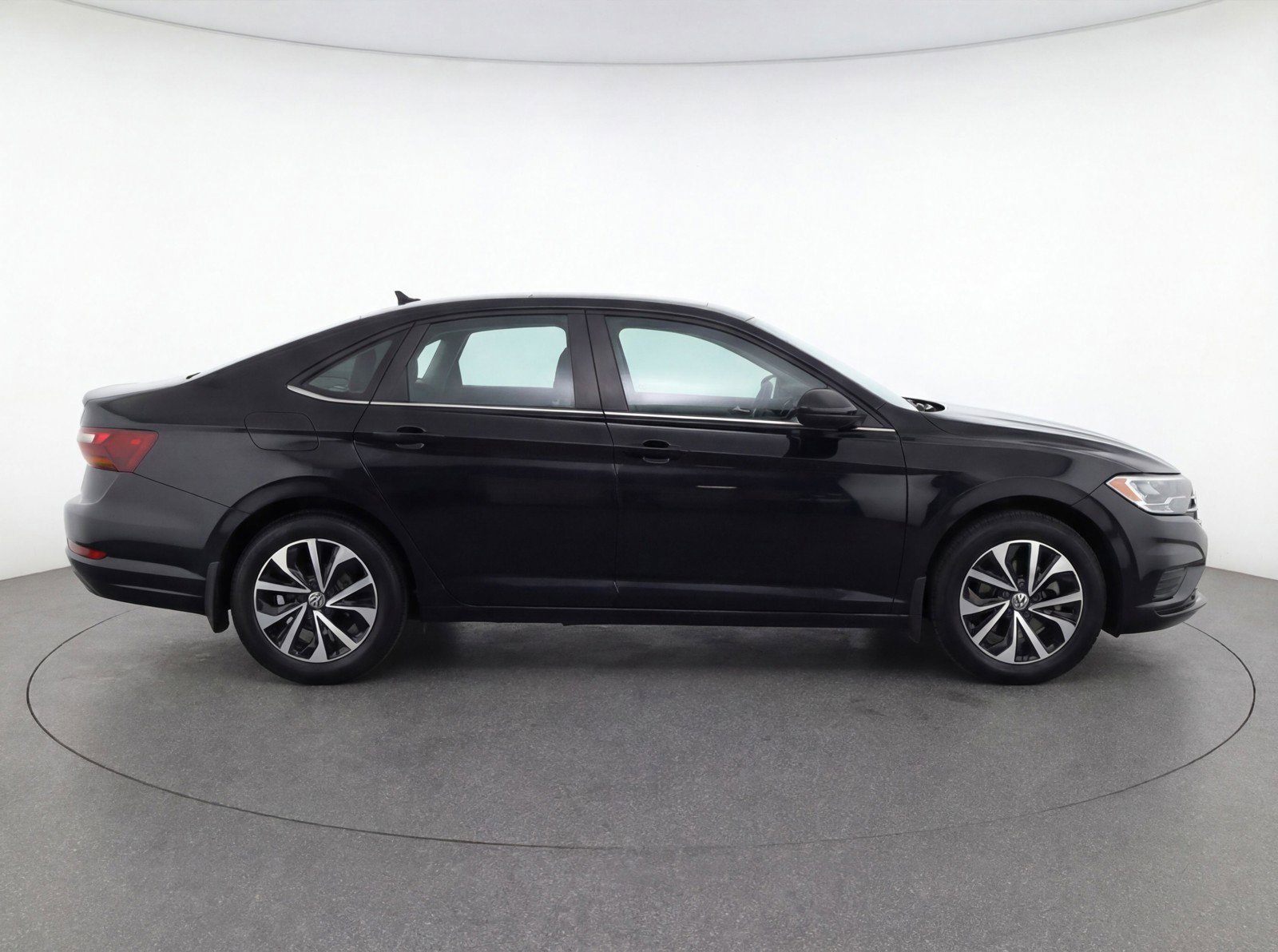 Used 2024 Volkswagen Jetta S image 11