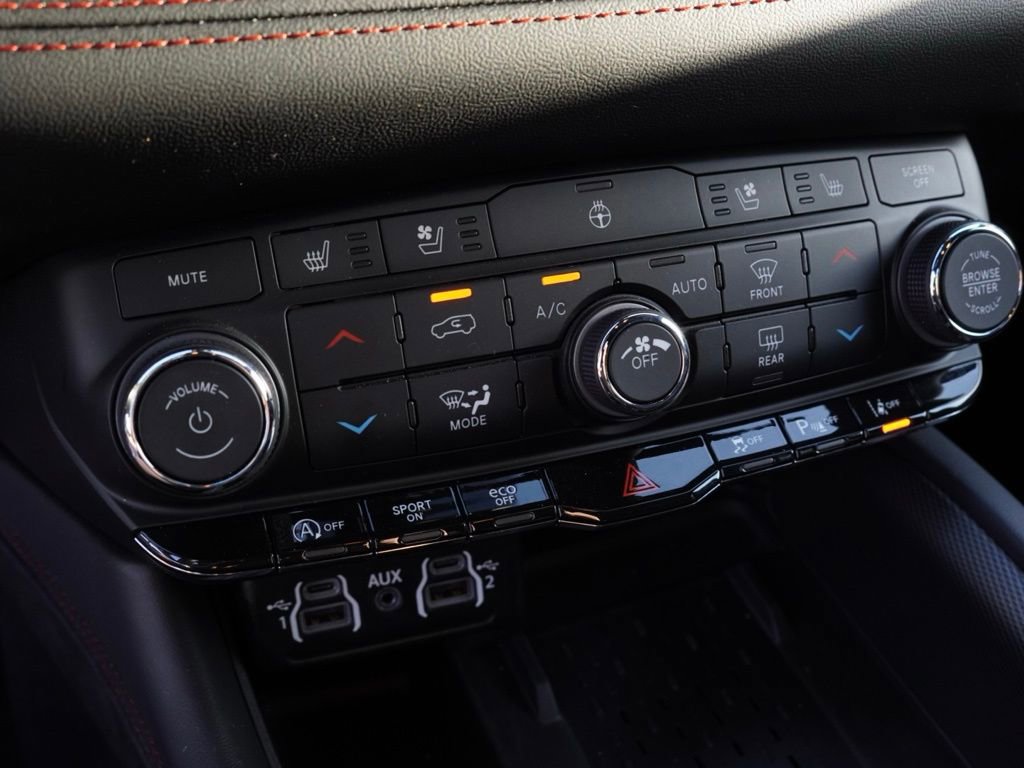 Used 2025 Dodge Durango GT image 15