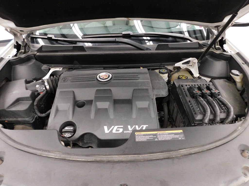 Used 2015 Cadillac SRX Performance w/ Driver Awareness Package image 33