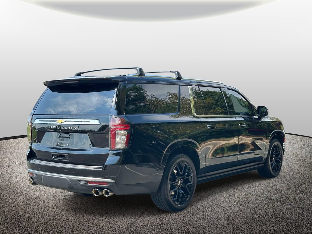 Used 2023 Chevrolet Suburban High Country AWD/4WD image 2