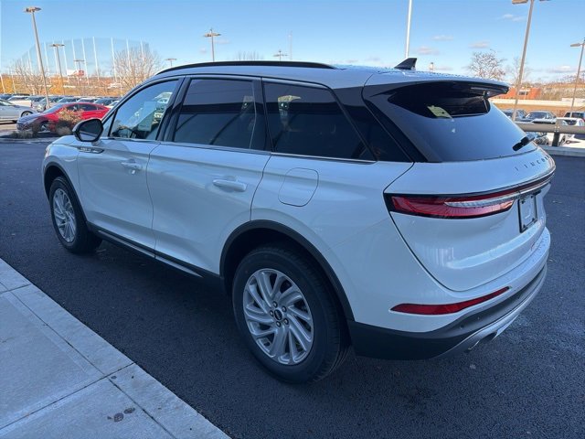 New 2026 Lincoln Corsair Premiere image 5