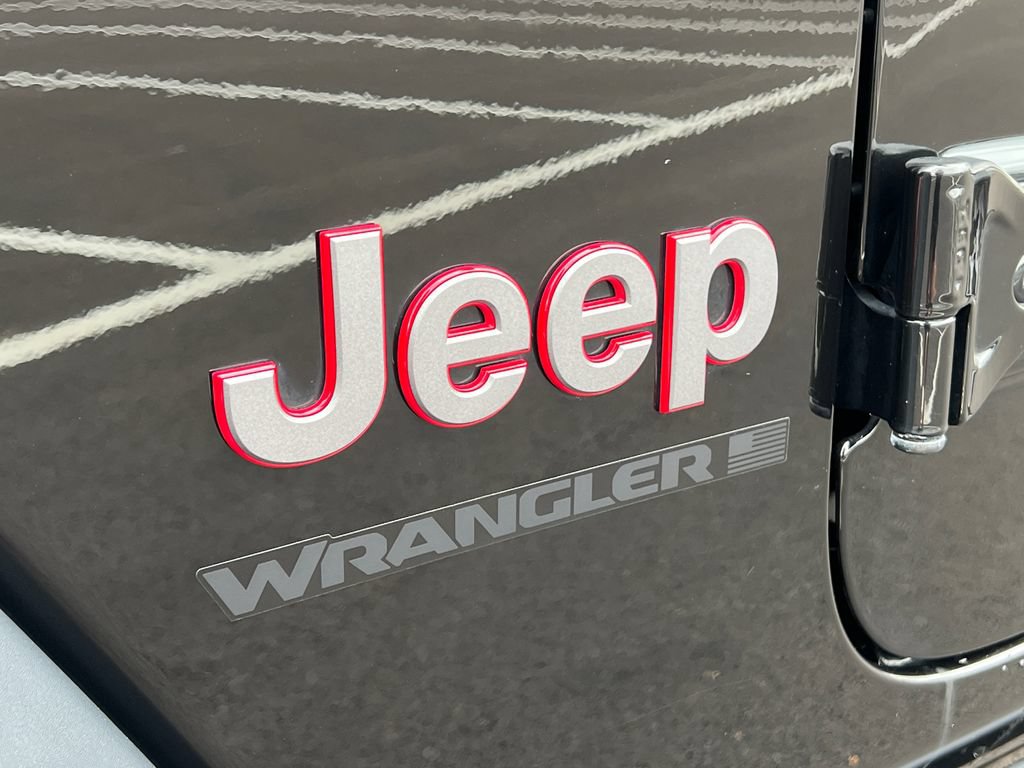 Used 2025 Jeep Wrangler Unlimited Rubicon AWD/4WD image 29