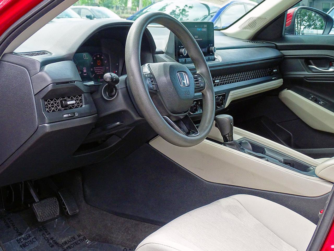Used 2024 Honda Accord EX image 29