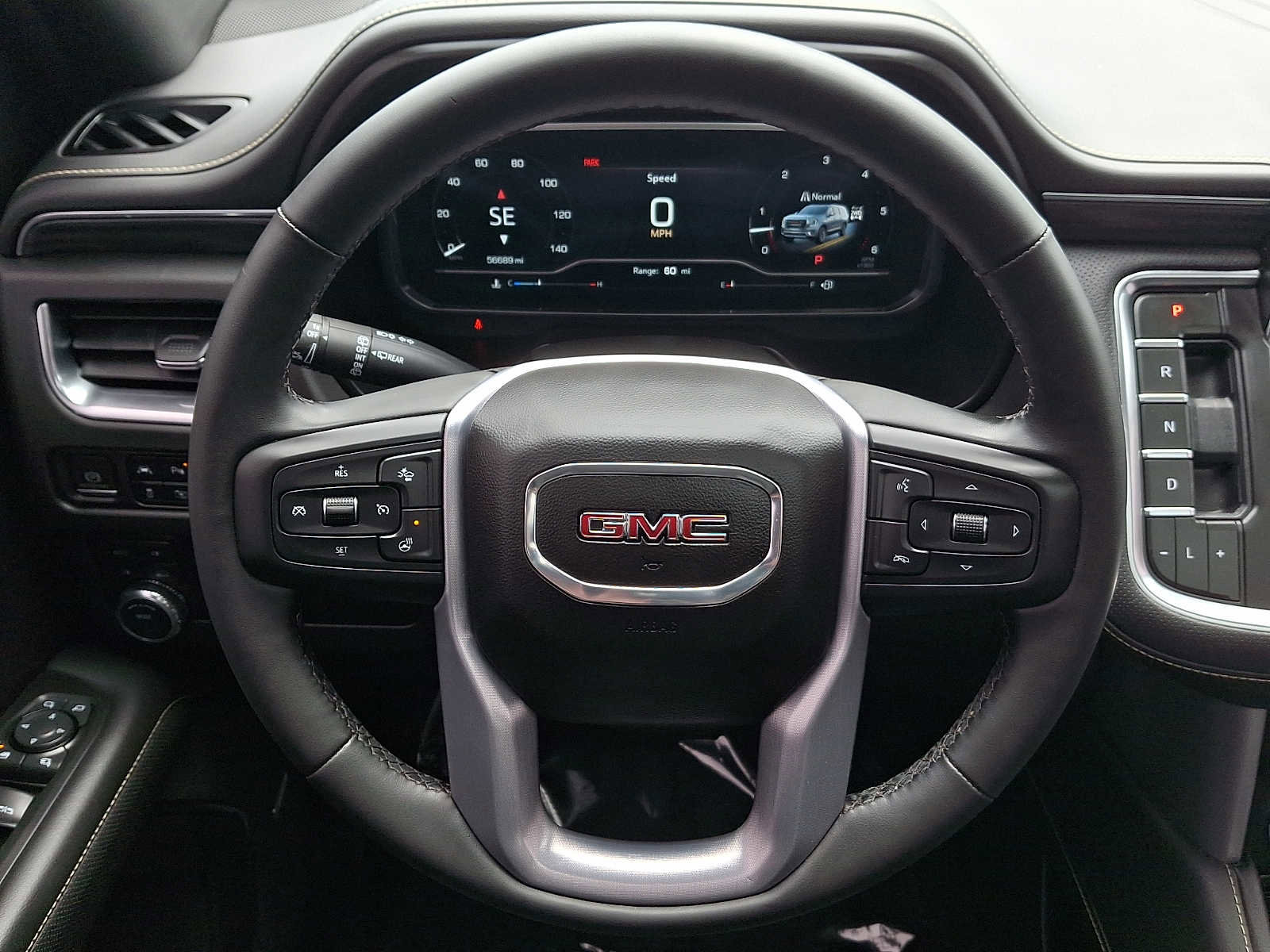 Used 2023 GMC Yukon XL SLT w/ SLT Premium Package AWD/4WD image 24