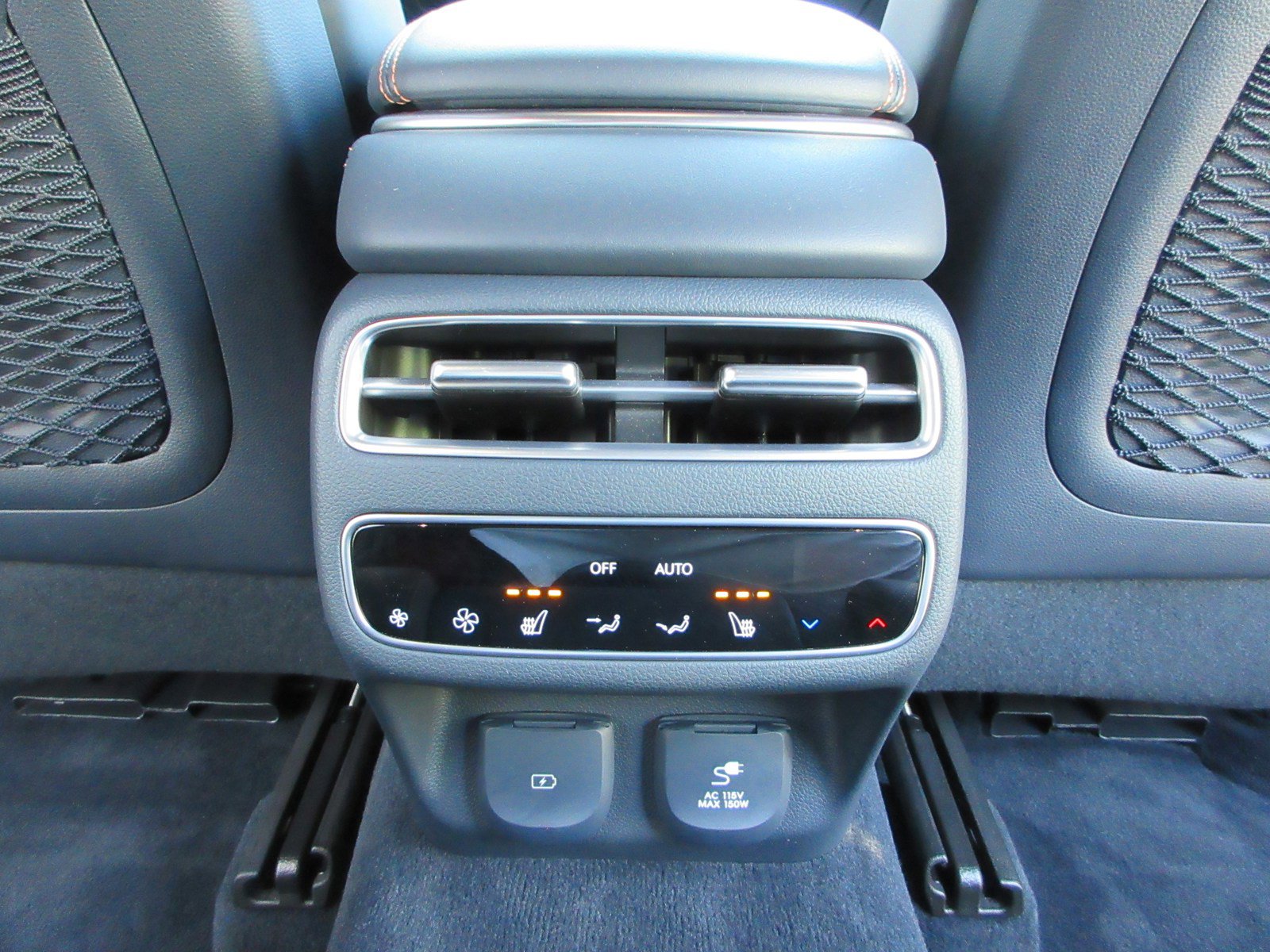 Used 2026 Genesis GV70 3.5T Sport Prestige AWD/4WD image 23